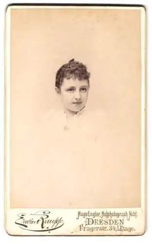 Fotografie Erwin Raupp, Dresden, Pragerstr. 34, Portrait einer jungen Frau