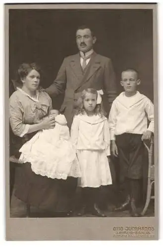 Fotografie Otto Junghanns, Leipzig-Gohlis, Äussere Hallische Str. 119, Familie mit drei Kindern