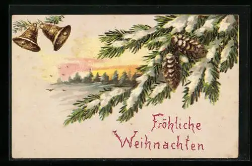 AK Fröhliche Weihnachten, Glocken und Tannenzweige mit Zapfen im Schnee