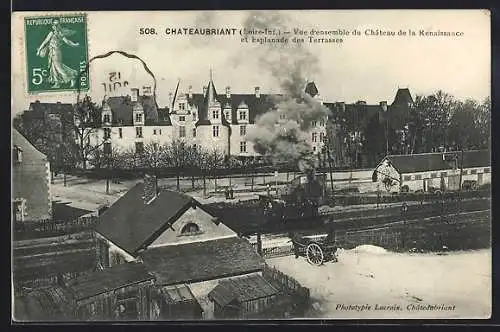 AK Chateaubriant /L.-I., Vue d`ensemble du Chateau de la Renaissance et Esplanade des Terrasses