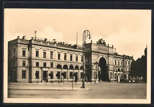 AK Gera /Thür., Blick auf den Bahnhof