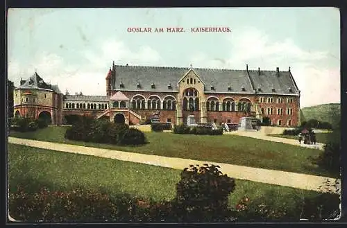 AK Goslar am Harz, Kaiserhaus mit Denkmälern