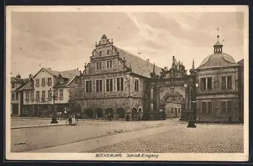 AK Bückeburg, Schloss-Eingang mit Geschäft