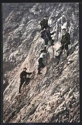 AK Obertraun, Dachstein, Bergsteiger & Bergsteigerin bei der roten Rinne