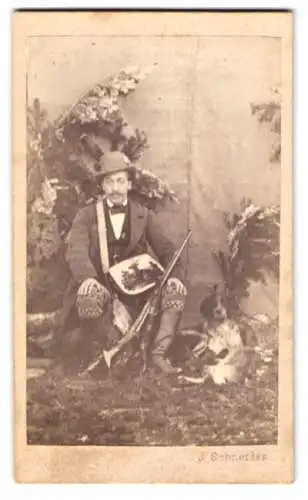 Fotografie J. Schneider, Wien, Jäger mit Gewehr & Jagdhund, Spürhund, Bluthund, Hund