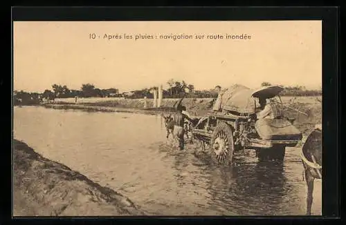 AK China, Après les pluies: navigation sur route inondée