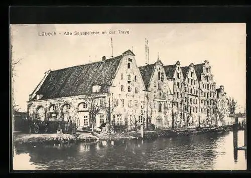 AK Lübeck, Alte Salzspeicher an der Trave