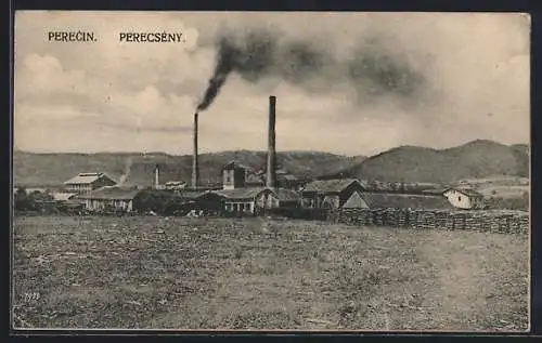 AK Perecin, Ortsansicht mit Industrie