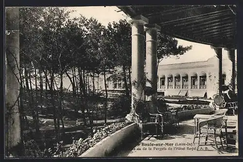 AK La Baule-sur-Mer, Vue de la Pergola de l`Hôtel Royal