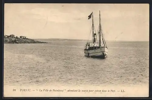 AK Pornic, La Ville de Paimboeuf attendant la marée pour entrer dans le Port