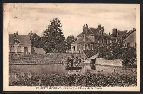 AK Châteaubriant, L`Étang de la Torche et maisons environnantes