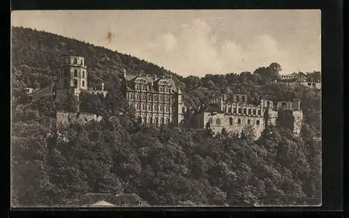 AK Heidelberg, Das Schloss von der Hirschgasse gesehen