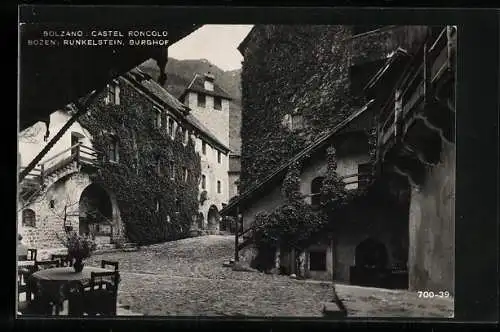 AK Bozen, Schloss Runkelstein, Burghof