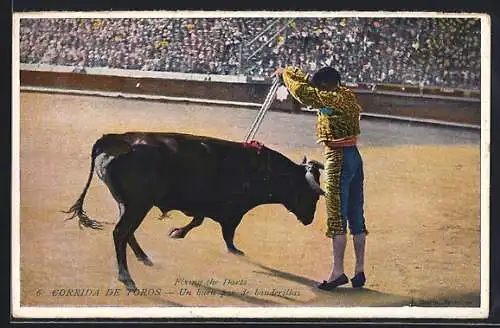 AK Corrida De Toros, Un buen par de banderillas