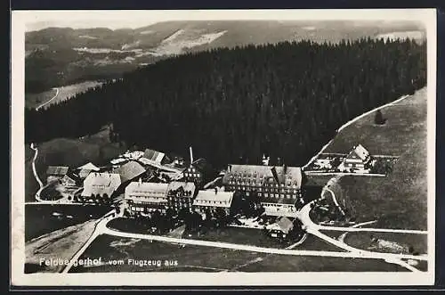 AK Feldberg / Schwarzwald, Feldbergerhof vom Flugzeug aus