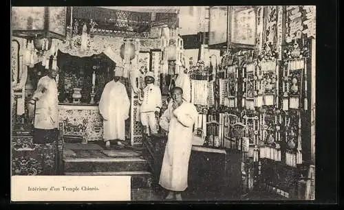 AK Intérieur d`un Temple Chinois