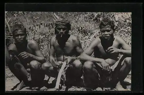 AK Three Sakai men, Singapore