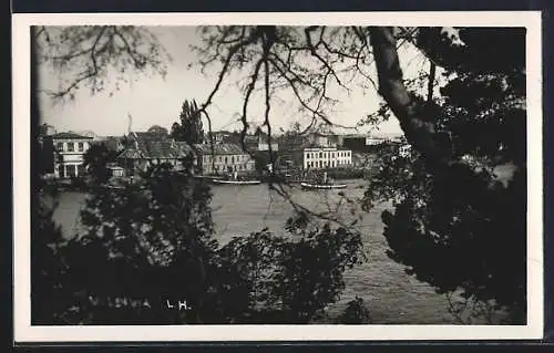 AK Valdivia, Teilansicht vom Wasser aus