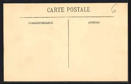 AK La Baule, Sortie de Messe