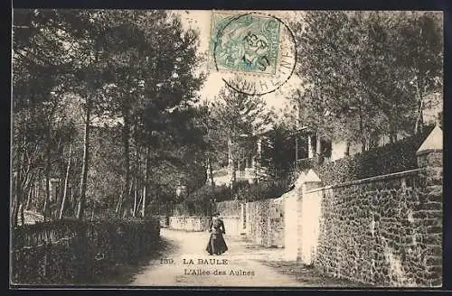 AK La Baule, L`Allée des Auines