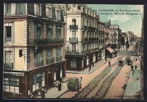 AK St-Nazaire, La Rue Ville-ès-Martin la hauteur de l`Hôtel des Messageries