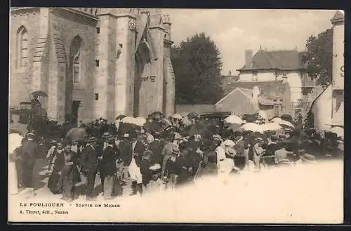 AK Le Pouliguen, Sortie de Messe