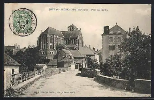 AK Joué-sur-Erdre, Pont sur l`Erdre avec vue de l`église et des bâtiments adjacents