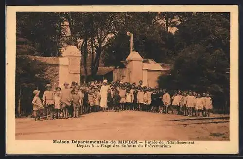 AK Mindin, Entrée de l`Établissement et Départ à la Plage des Enfants du Préventorium