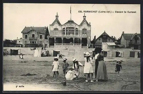 AK Pornichet, Devant le Kursaal