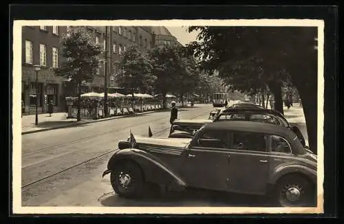 AK Düsseldorf, Parkende Automobile an der Königsallee, Strassenbahn