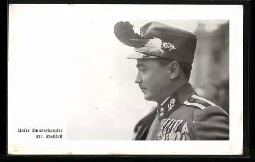 AK Bundeskanzler Dollfuss in Uniform