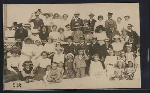 Foto-AK Zinnowitz, Gruppenbild am Strand 1913