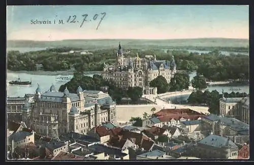 AK Schwerin / Mecklenburg, Ortspartie mit Schloss aus der Vogelschau