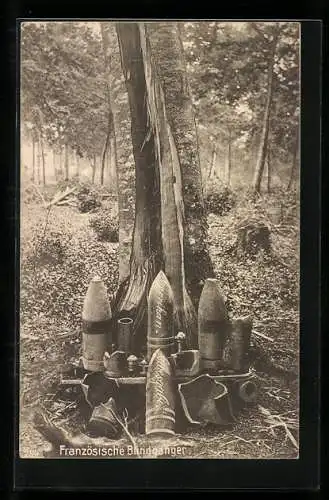 AK Französische Blindgänger im Wald