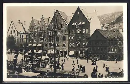 AK Bergen, Tyskebryggens nyere Eel, Häuser am Hafen