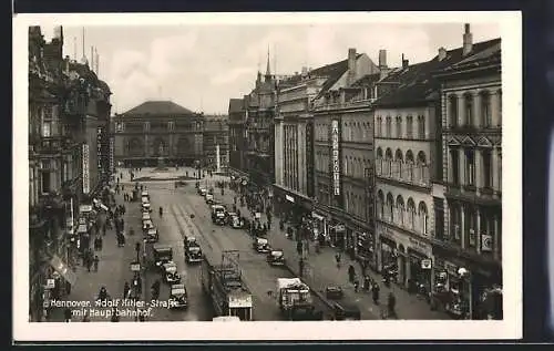 Foto-AK Hannover, Blick über die Strasse mit Hauptbahnhof, Strassenbahn