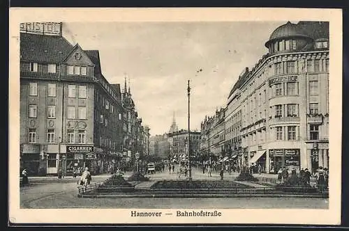 AK Hannover, Bahnhofstrasse mit Geschäften