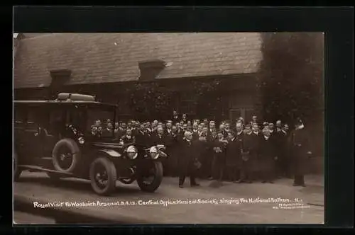 AK London, Royal Visit to Woolwich Arsenal 1913, Central Musical Society singing the National Anthem