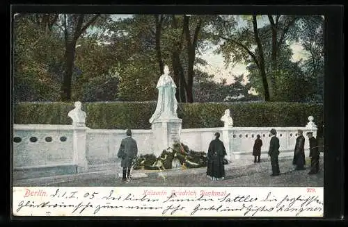 AK Berlin, Kaiserin Friedrich Denkmal mit Kränzen