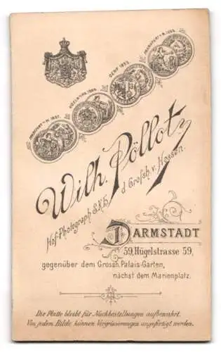 Fotografie W. Pöllot, Darmstadt, junge Mutter zeig stolz ihr Kind, Mutterglück, 1894