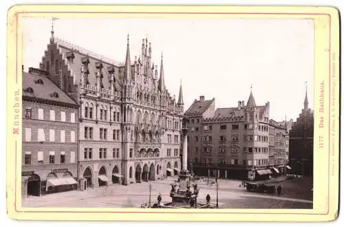 Fotografie Römmler & Jonas, Dresden, Ansicht München, Rathaus und Denkmal 1888