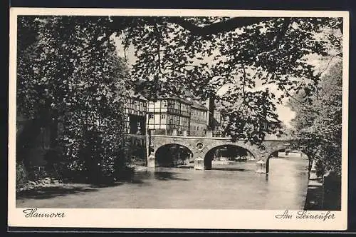 AK Hannover, Am Leineufer mit Brücke