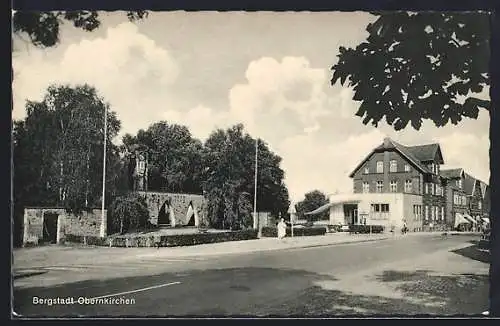 AK Obernkirchen, am Ehrenmal