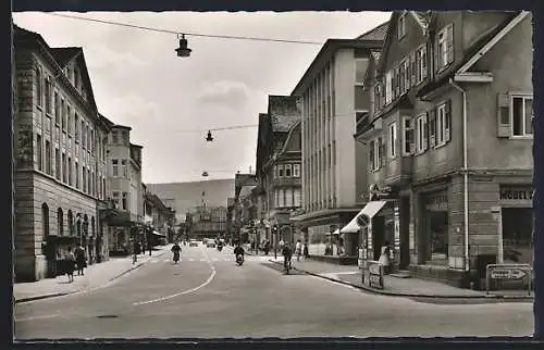 AK Aalen /Württ., Fahrzeuge auf der Bahnhofstrasse