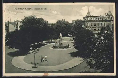 AK Fürstenwalde / Spree, Denkmalsplatz