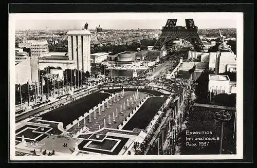 AK Paris, Exposition internationale 1937, Panorama d`Ensemble avec les Bassins du Trocadero