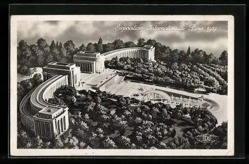 AK Paris, Exposition internationale 1937, Le palais du trocadero et les bassins