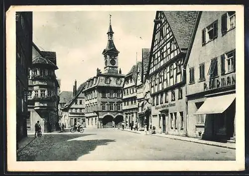 AK Aalen /Württbg., Marktplatz mit Gasthaus zum Schwanen und Geschäft