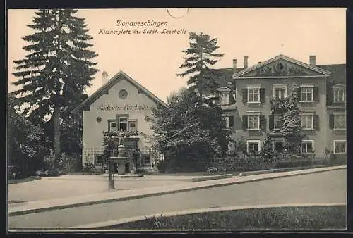 Künstler-AK Donaueschingen, Kirsnerplatz mit Städt. Lesehalle