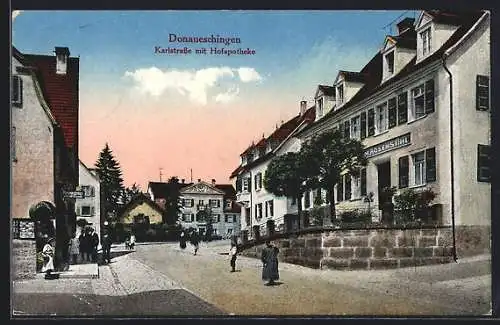 AK Donaueschingen, Karlstrasse mit Hofapotheke